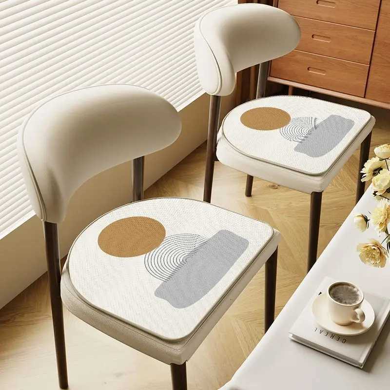 Horseshoe Shape Thickened U-shaped Chair Mat Bench Cover Printed non-slip Seat Mat For Autumn and Winter C251121