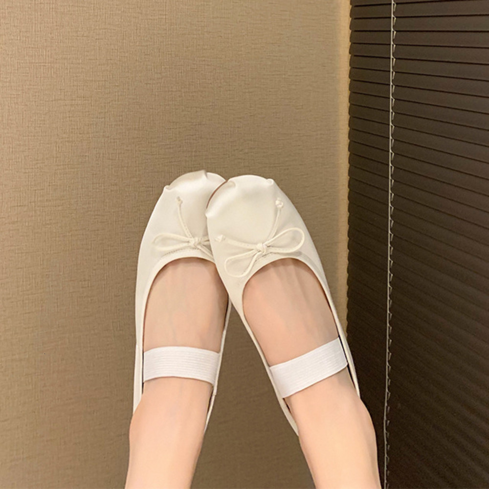Ladies Ballet Flats In Sandals Women Lolita Casual Outside Atutmn Fashion Slides Butterfly-Knot Female Mary Jane Shoes 240110