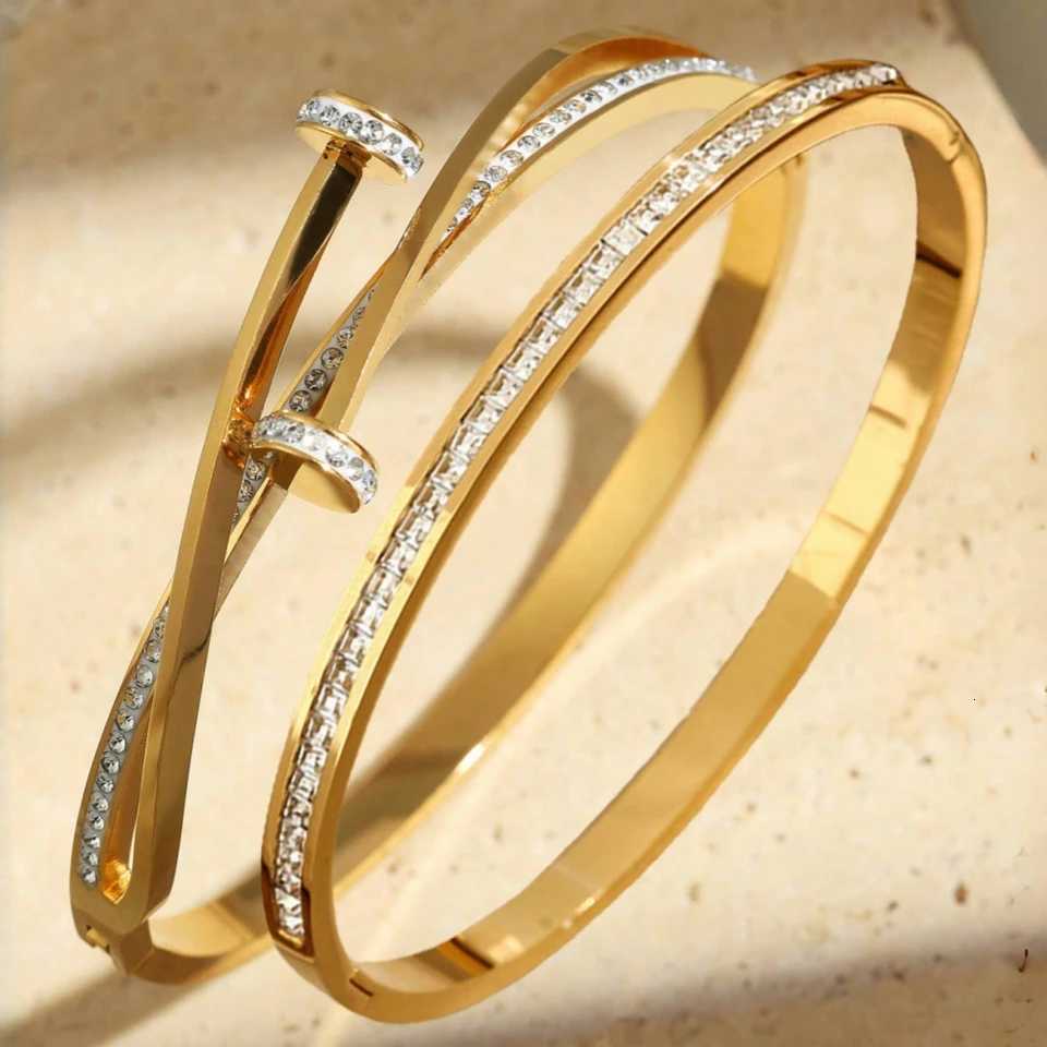 UILZ 2 PCS America 316L Heart Bracelet For Women High Quality Gold Plated Stainless Steel Waterproof Non-Fade Bracelet JewelryW251121