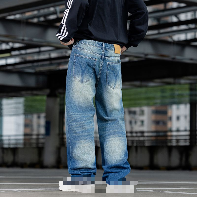 This autumn and winter collection of American-style, form-fitting, trendy jeans with embroidered cat whiskers on the back pocket for men---C050