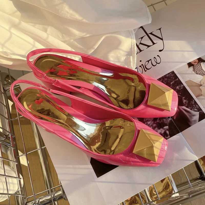 New Design Square Toe Womens Sandals Fashion Gold Rivet Womens Dress Party Shoes Square High Heels Pump Shoes Shoes M250421