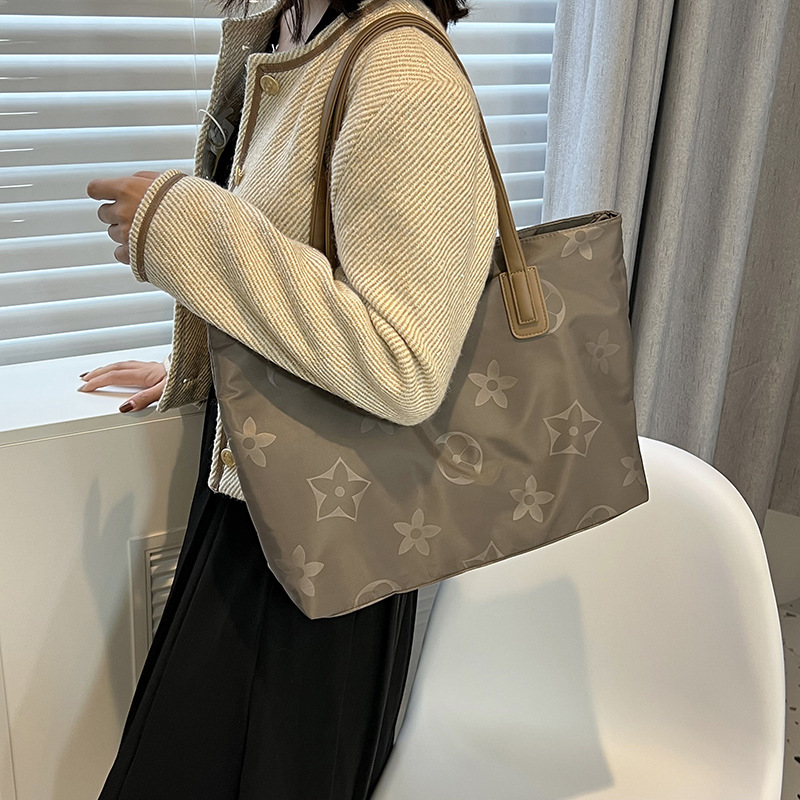 Work bag women large capacity versatile leisure handbag shopping bag waterproof mommy bag shoulder tote