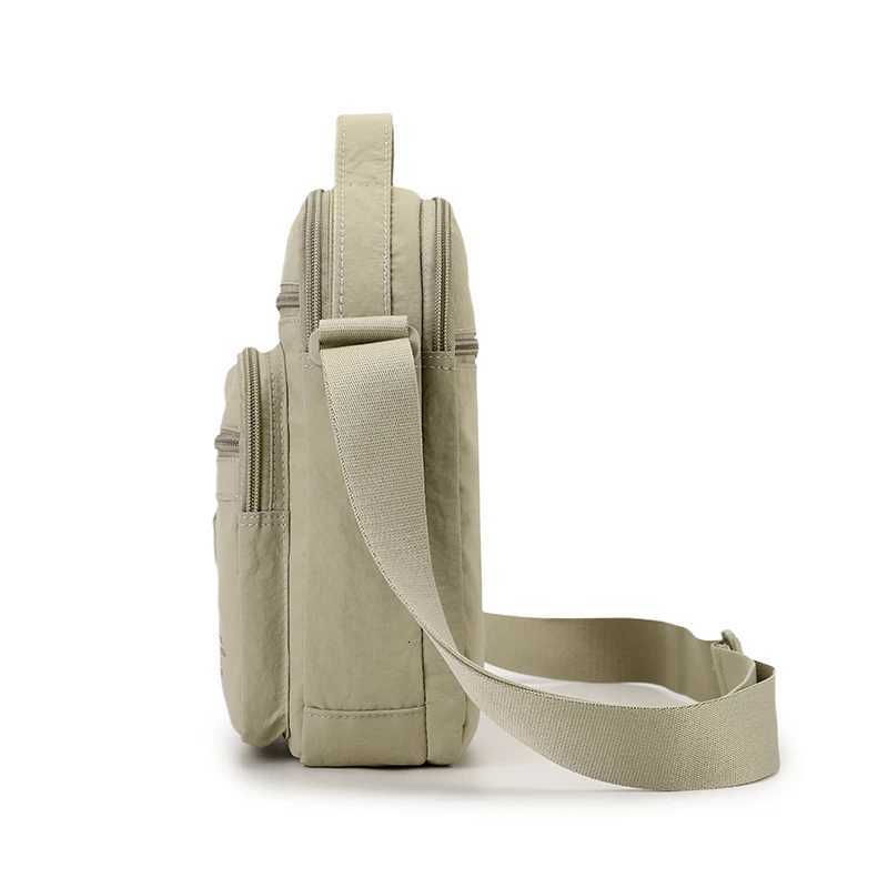 Fashion Casual Mens Bag Handbag High Quality Man Crossbody Bags Travel Bag Stylish Mens Shoulder Bag with Bottle PocketT251121