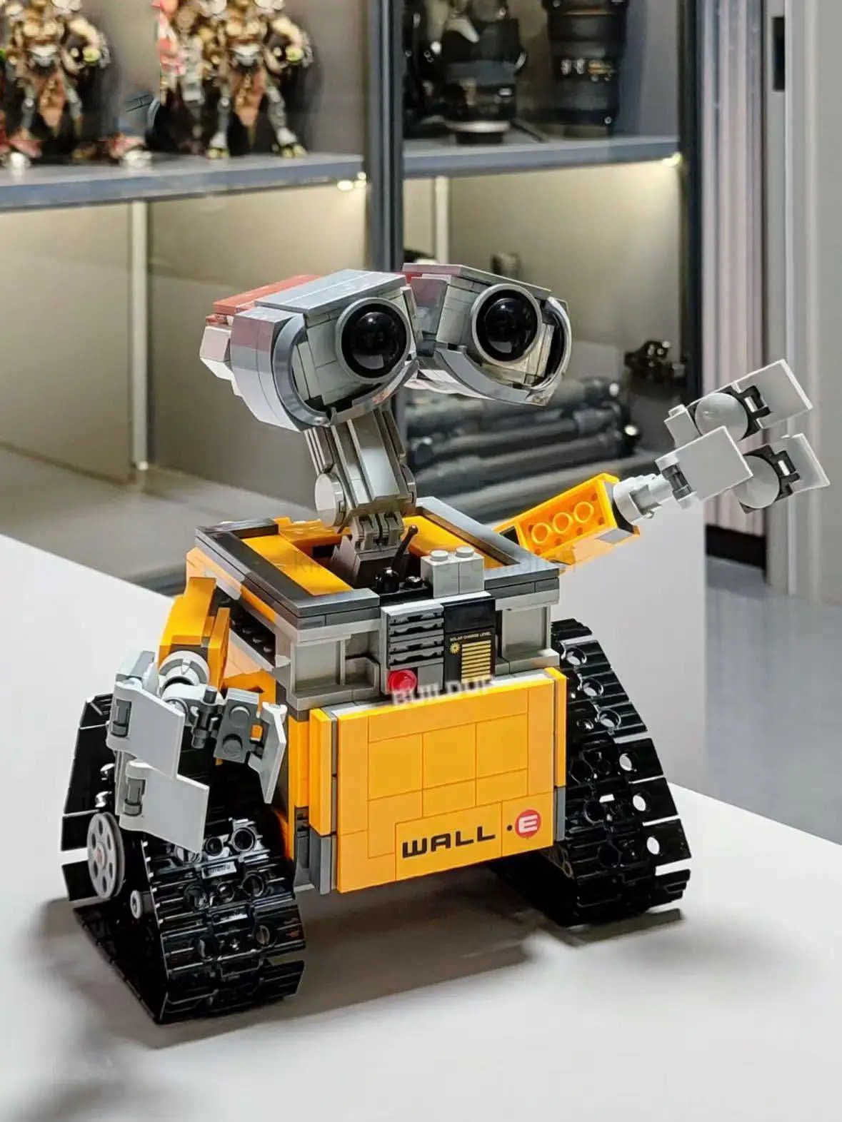 Wall-E 21303 Model Building Block Toy 687 Pieces MOC Creative Technology Classic Movie Building Blocks Assembly Kids Toy Gifts