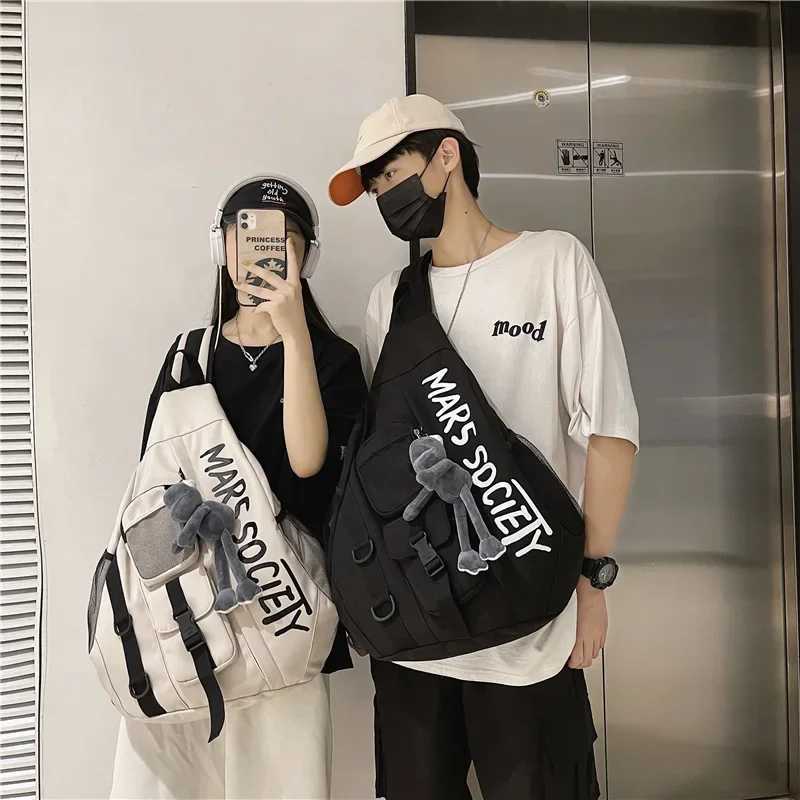 Fashion Mens Korean Trend Messenger Shoder Bag Sports Travel Large Capacity Backpack Fem Students Crossbody Ch Casual bag bolso Y251121
