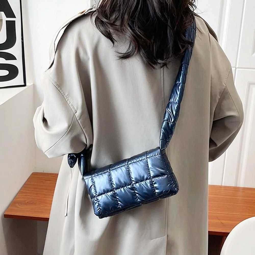 Fi Quilted Tote Bag Winter Lightweight Warm Down Cott Padded Plaid Shoder Bags Wen Underarm Bags Puffy Handbags Y251121