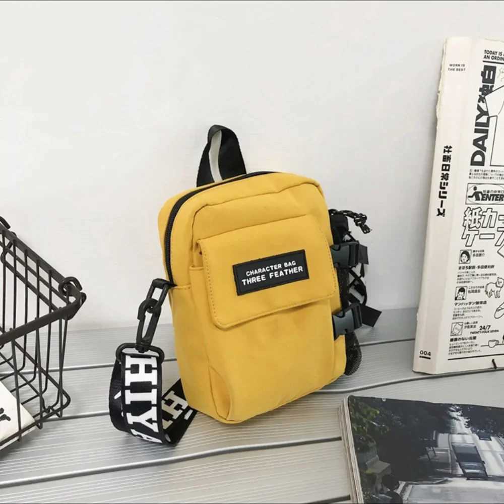 Trendy Couple Canvas Shoulder Bag Messenger Bags Casual Man Daily Commuting bag Oudoor Travel Beach bags bolso sacT251121