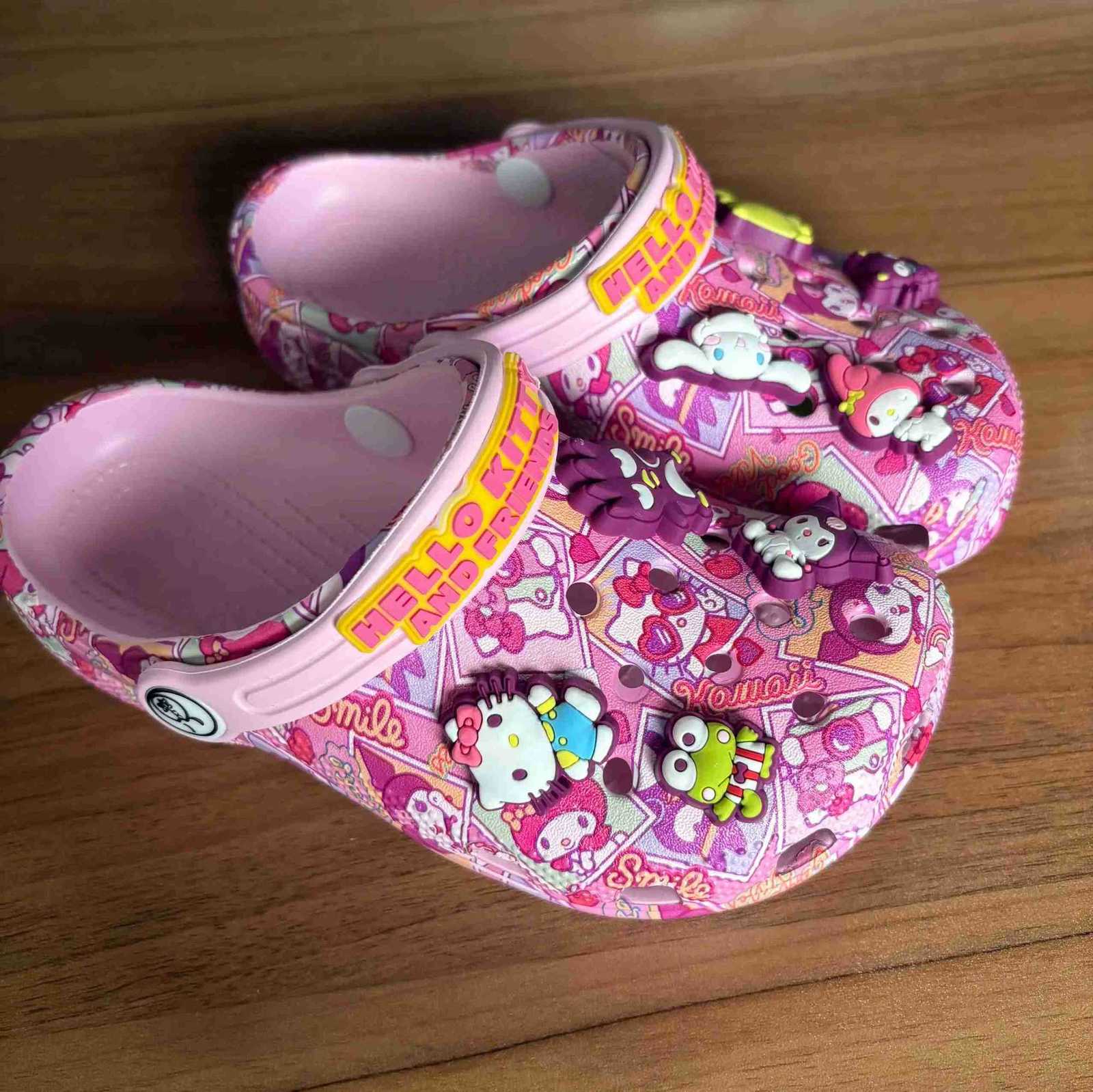 Sanrio Hellokitty Kuromi Pochacco Melody New Summer Girls Cartoon Children Slippers Non-slip Soft-soled Wrap Toe Sandals Gifts H251121