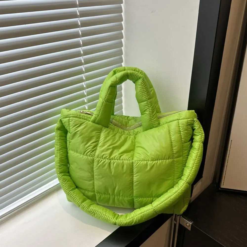 Simple Nyl Space Cott Handbag Padded Large Capacity Cloud Tote Bag Handle Cmute Puffy Shoder Bag Daily Y251121