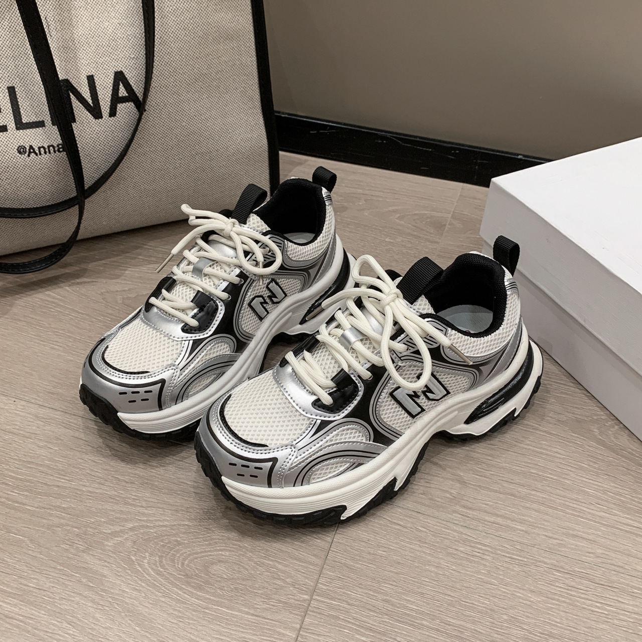 Free shipping Designer Casual Shoes 2025 new height increasing mesh breathable thick sole height increasing versatile casual sports shoes