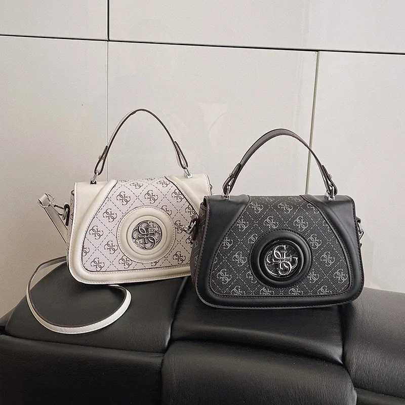 Sophistied Large Capacity Shopper Tote Bag Textured Leather Crossbody Purse Minimalist Design For Fiistas Y251121