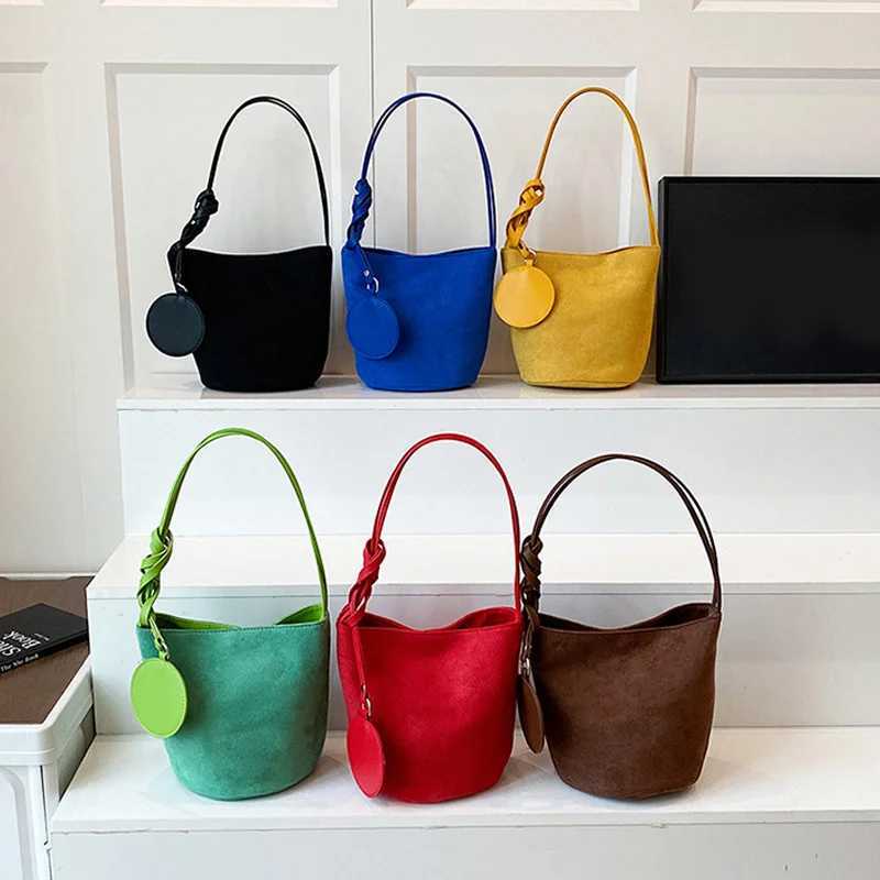 Solid Color Wen Suede Shoder Bag Bucket Bags Large Capacity Versatile Ladies Underarm Tote Casual Fem Phe Handbags Purs Y251121
