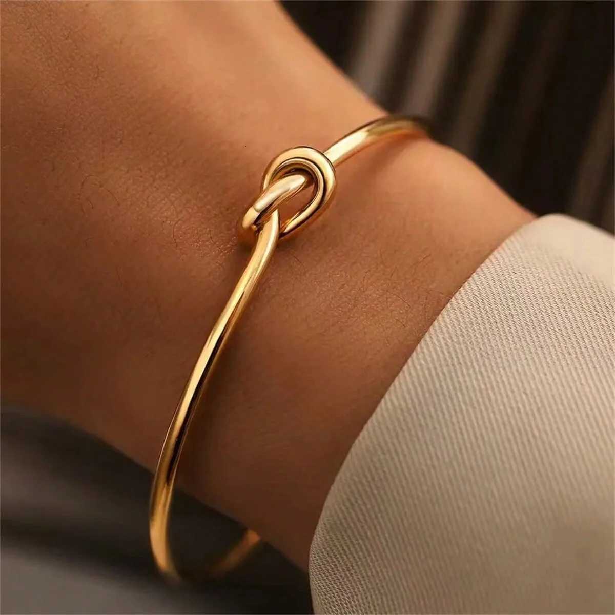 2024 New Vintage 18K Gold Plated Stainless Steel Chain Bracelet for Women Men Couple Fashion Jewelry GiftW251121