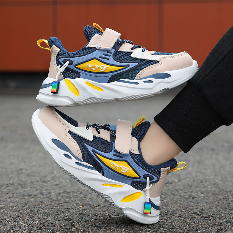 Sports shoes, luminous shoes, winter shoes, running shoes, leather shoes, fashionable and trendy shoes, anti slip and wear-resistant casual children&#