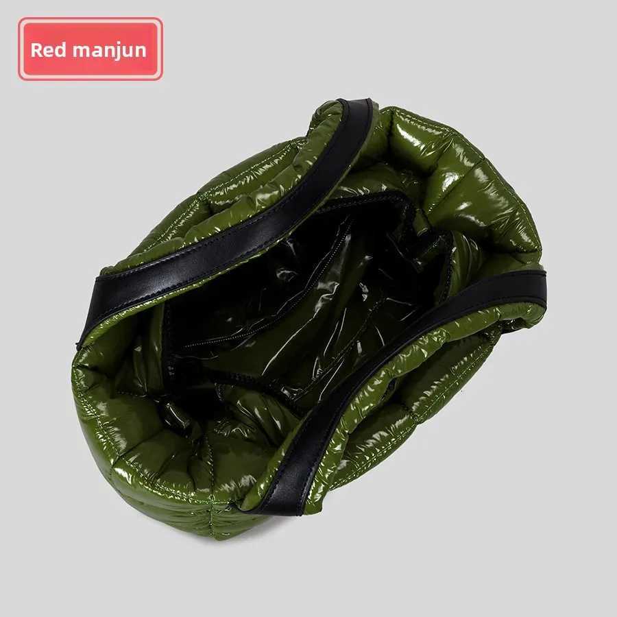 Winter New Puff Pastry Car Sewing Cott down Handbag Casual Crossbody Shoder Bag Wens Work Nyl Tote Bag Polyer Lining Y251121