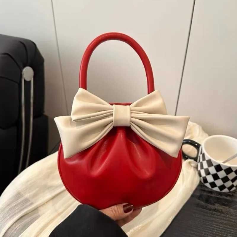 Wens Mini PU Cluh Bag Lightweight Small Purse with Bow Handle Magnetic Closure Coin Purse Soft Tote Handbag for Girls Y251121