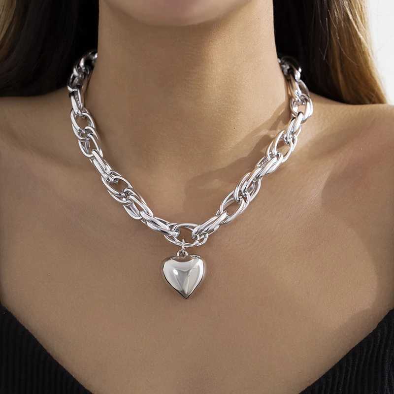 Punk Love Heart Pendant Necklaces Fashion Hip Hop Double Layered Gold Silver Color Thick Chain Choker Necklace Party JewelryXJ251121