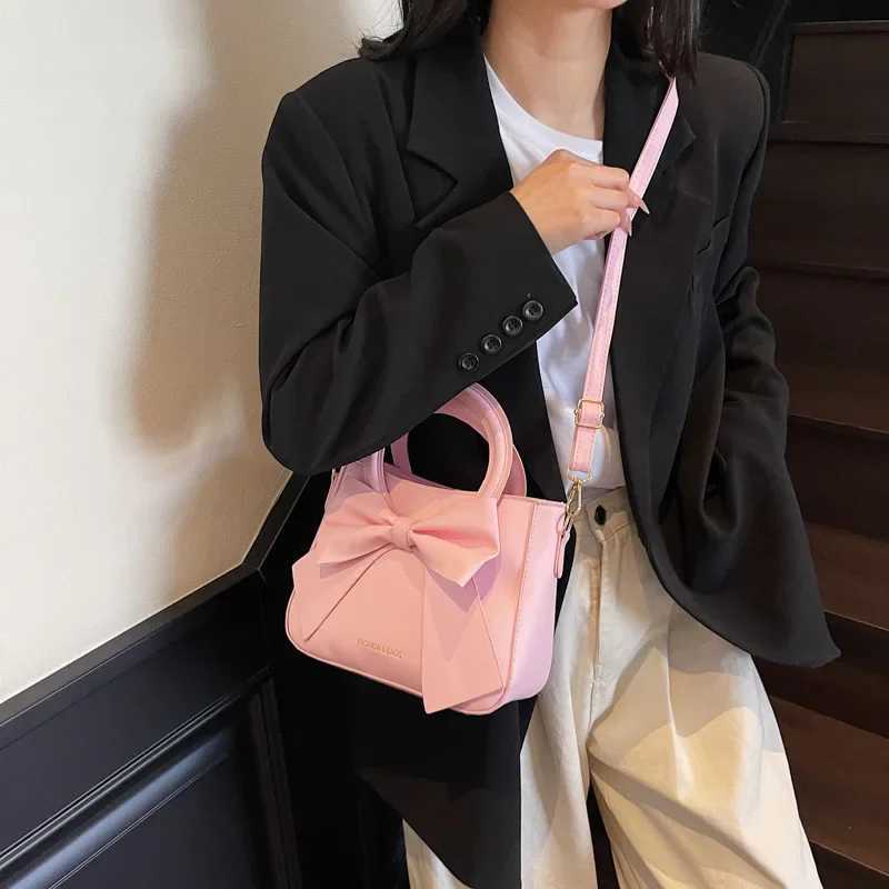 Trendy Pure Color Knot Ladies Handbag Shoder Crossbody Bag Luxury High Ahetic Value New Fi Bag for Wen Y251121