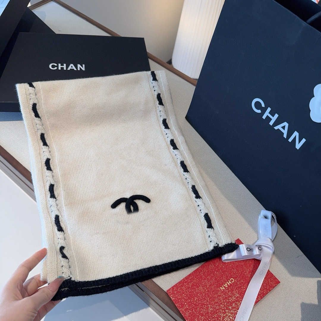 Years New Cashmere Knitted Scarf Color-block Fashion Versatile Soft Skin-friendly Scarf H251120