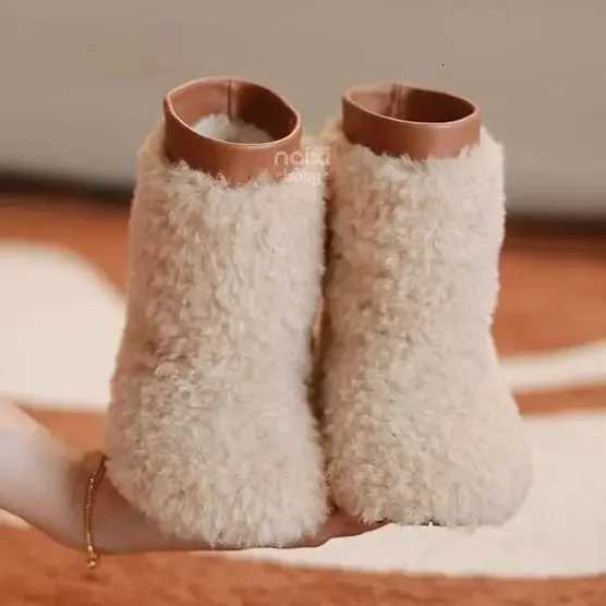 Kids Princess Boots Warm Soft Sole Girls Plush Shoes Korean Style 2025 Winter New Children Short Boots with Warm Fur VersatileW251121