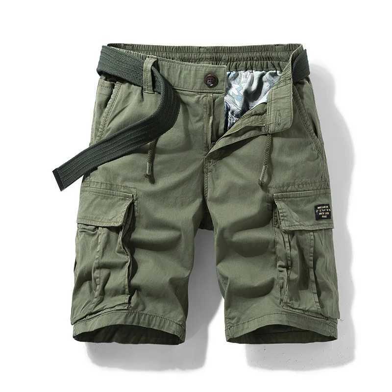 Summer mens cotton multi pocket cargo shorts running loose pants mens casual tool shorts high-quality mens shorts without straps W250421