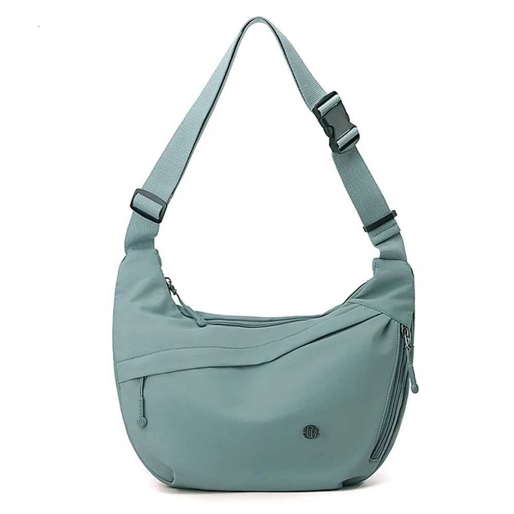Multifunctional Shoulder Bag Nylon High Capacity Crossbody Messenger Bag Adjustable Belt Waterproof Hobos Bag Daily CommuttingT251121
