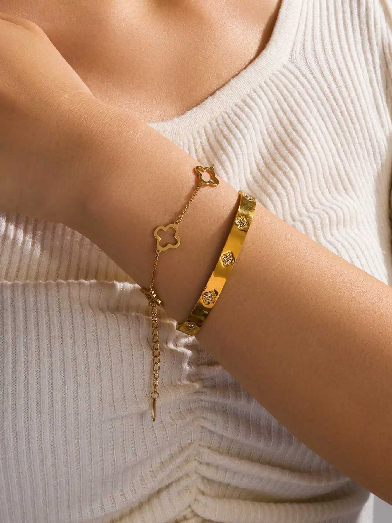 2 Pcs Triangle Star Zirconia Bracelet with Clover Bracelet suitable for daily wear Valentines Day Gift Mothers Day GiftW251121