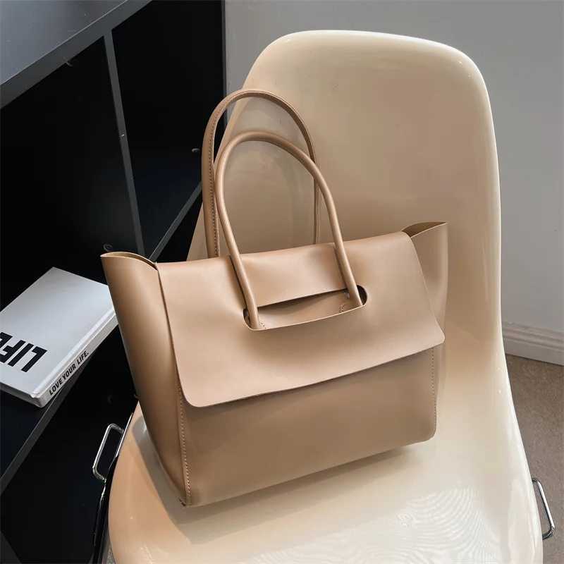 Fi Women Shoulder Bags 2023 New Large Capacity Handbags Simple Tote Bags Solid Color Famous Brand High Quality Bags XJ250605