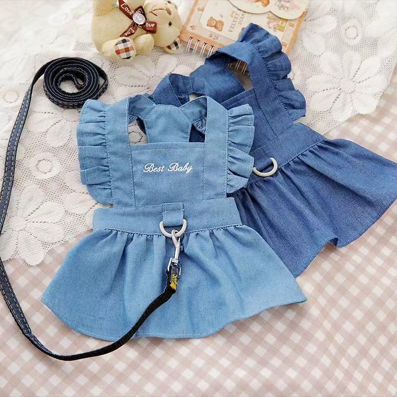 T0045Spring and Summer Pet Clothing Cats Dogs Internet Celebrity Destroyed Denim Star Pocket Sleeveless Sweatshirt