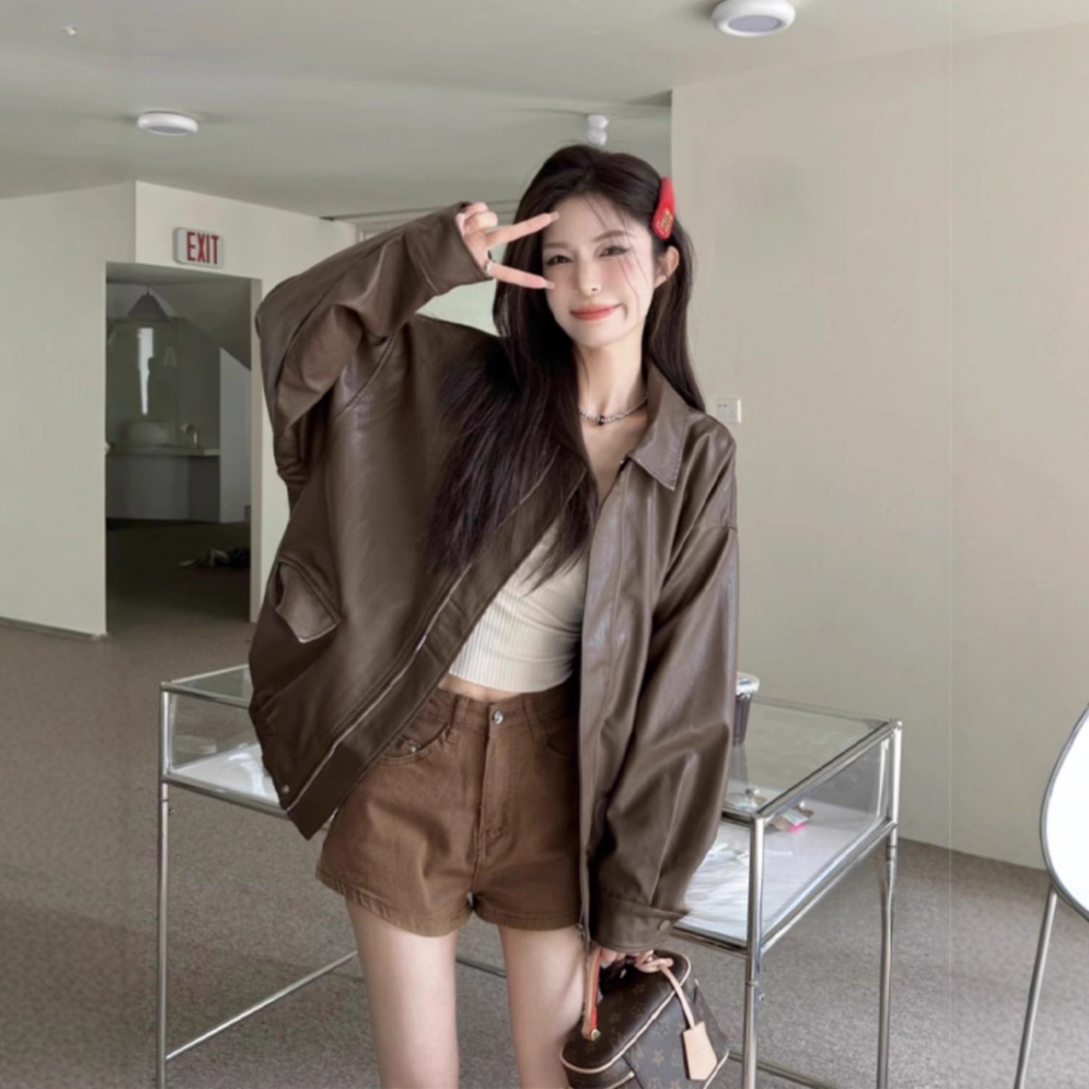 Fashion Vintage Zipper Short Bomber Jacket Women Leather Chic Lapel Long Sleeves Cropped Outwear Female Party Fashion Streetwaer 240813