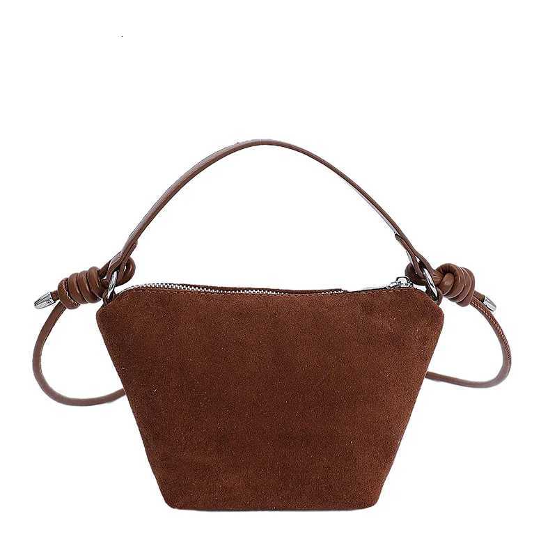 Solid Color Ladies Faux Suede Handle Handbags Lightweight Fem Crossbody Bag Small Hobos Portable Shoder Bag for Wen Y251121