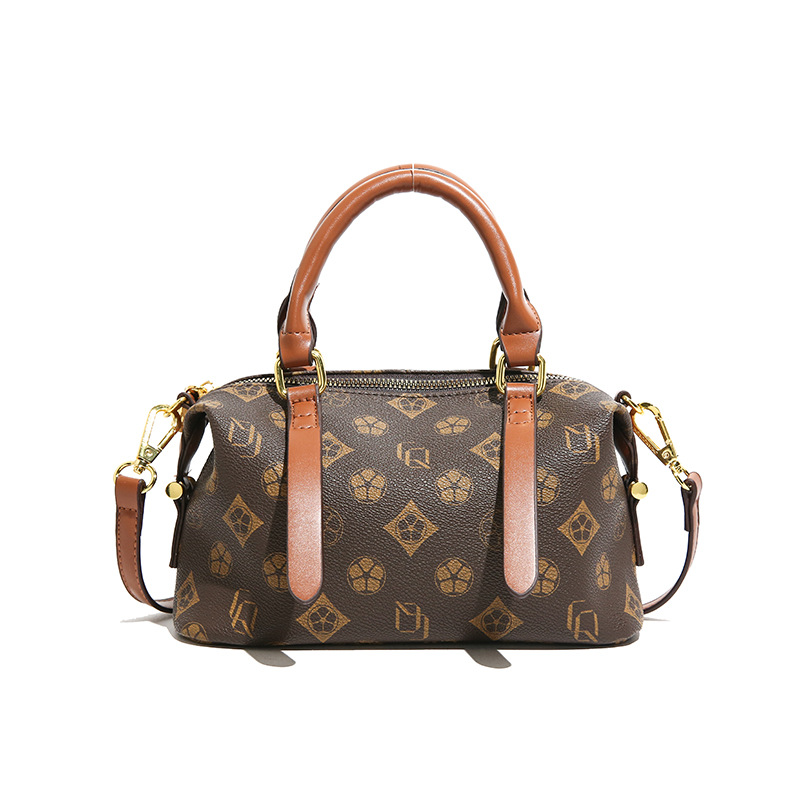 new Free delivery designer bag Simple and stylish crossbody bag with personalized cut and casual design for women