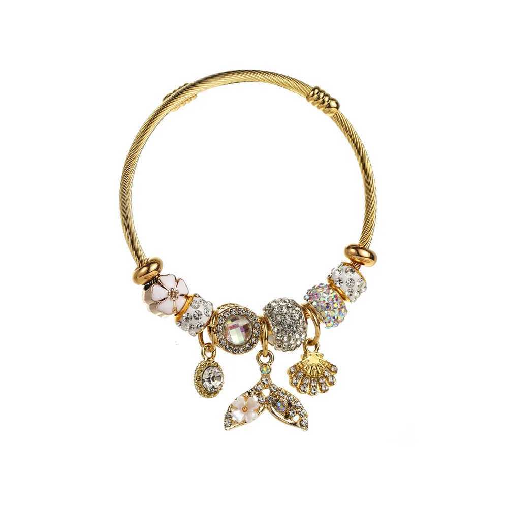 1PC Fashion Womens Stainless Steel Multi Element Accessory Pan Family Bracelet Suitable for Daily Wear Party and Festival GiftW251121