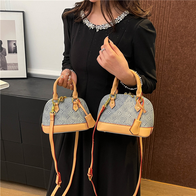 Designer Bags Cross-border Women's Bags 2025 New Style Fashionable and Versatile color-blocking single-shoulder shell Bag Commuting crossbody Bag