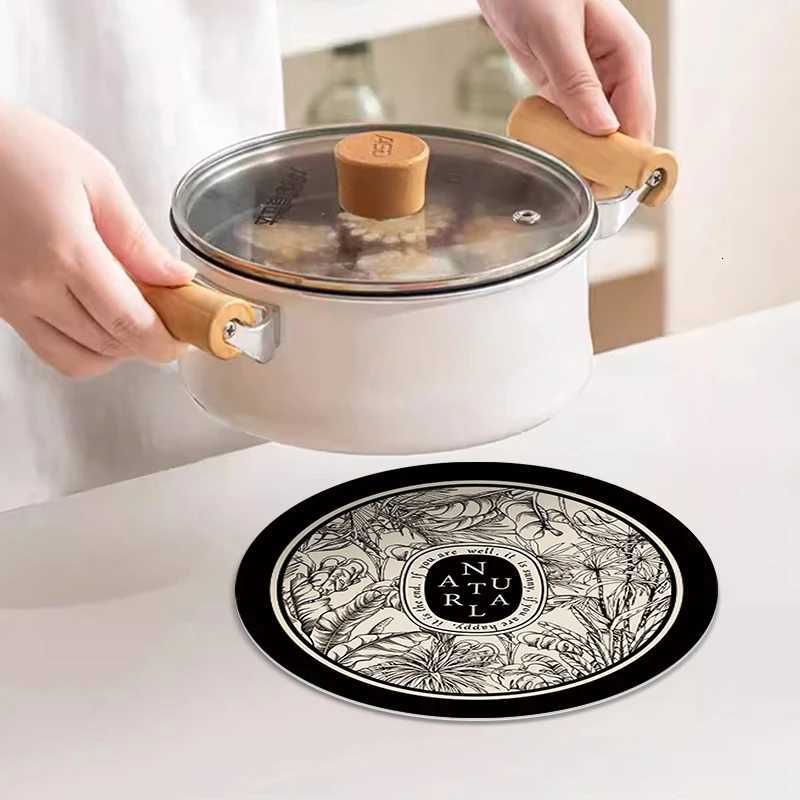 designer Retro Coaster Waterproof Round Dining Table Mat Oil Proof Plate Pad Water Cup Pad Home Decor Desktop Insulation Heat Pot Mat C251122