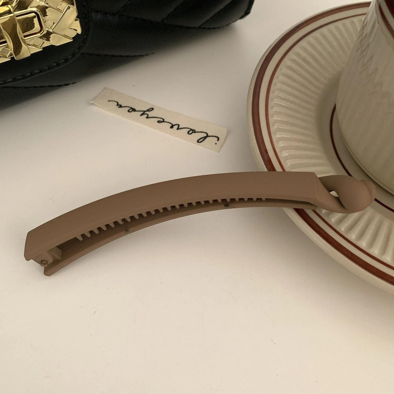 Womens elegant matte color banana claw clip plastic hair bucket simple solid black brown tail holder 250417
