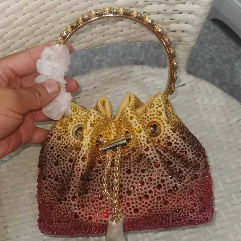 2024 Elegant Womens Fashion Bucket Bag Full Diamonds Sparkling Embroidery Shoulder Purse Hard Material K251121