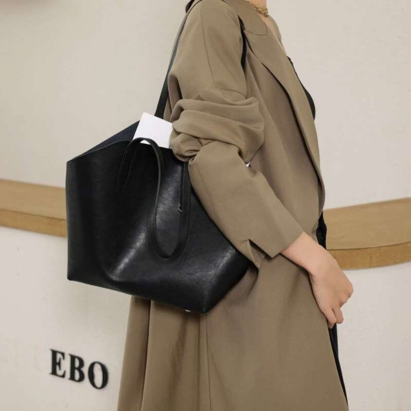 Women S Large Capacity Shoulder Bag Armpit Ladies Genuine Leather Commuter Shopper Bags High Quality Handbag Big Tote Bag