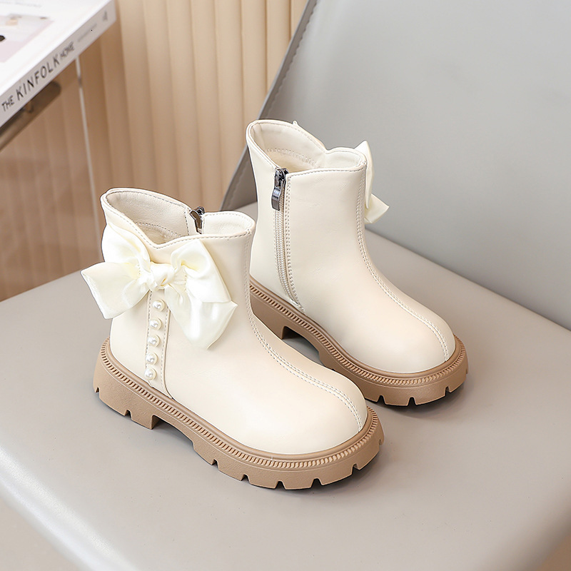 New designer shoes Children s Martin Short Boots with Fleece Lining Double Cotton Leather Boots New Autumn Winter Princess Shoes Bowknot Fashion Girls