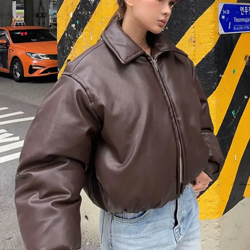 2024 Fall Winter Faux Leather Jacket for Women Oversized Streetwear Cotton Padded Parkas Short Bomber Coat Warm 251110
