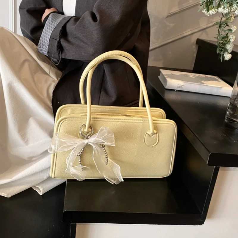 Luxury Inspired Ladies Shoulder Bag High-End Leather Crossbody Handbag Womens Tote Purse For Formal Casual OccasionsT251122