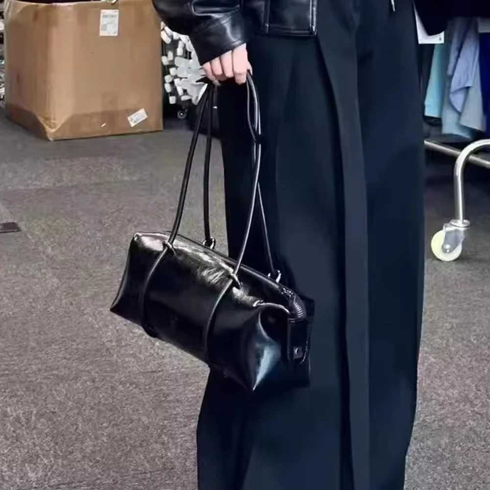 Women Stylish Armpit Bag Large Capacity PU Boston Pillow Bag Casual Clutch Handbag Solid Color Zipper Closure for Outdoor TravelT251122