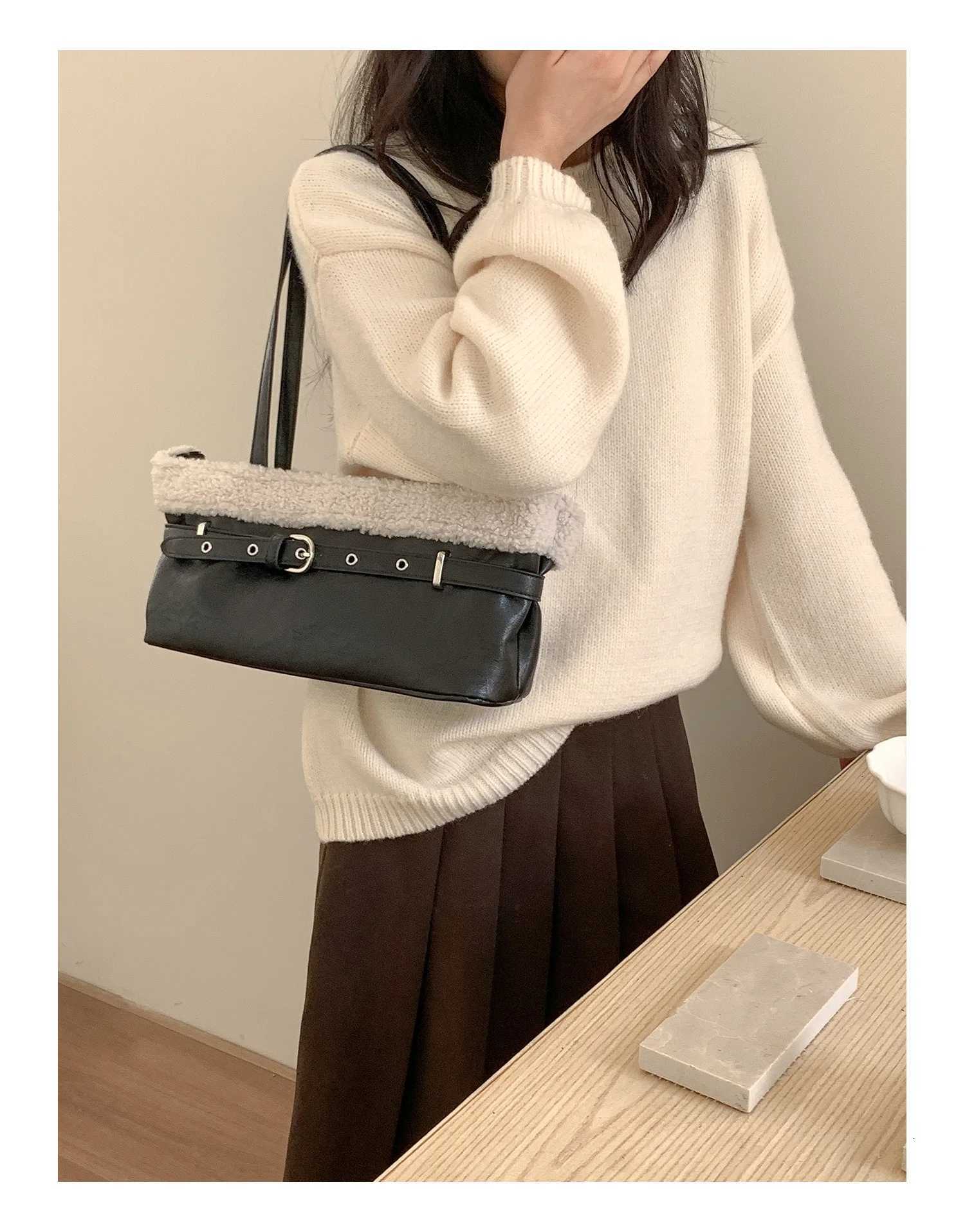 Plush bag splicing design armpit bag high-end feeling autumn and winter 2025 new belt style hand-held shoulder bag for women K251121