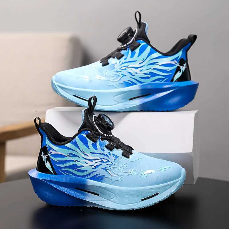 Childrens Sneakers Soft Sole Lightweight Fashion Luxury Design Boys Thick Sole Non Slip Outdoor Running Shoes for KidsW251122