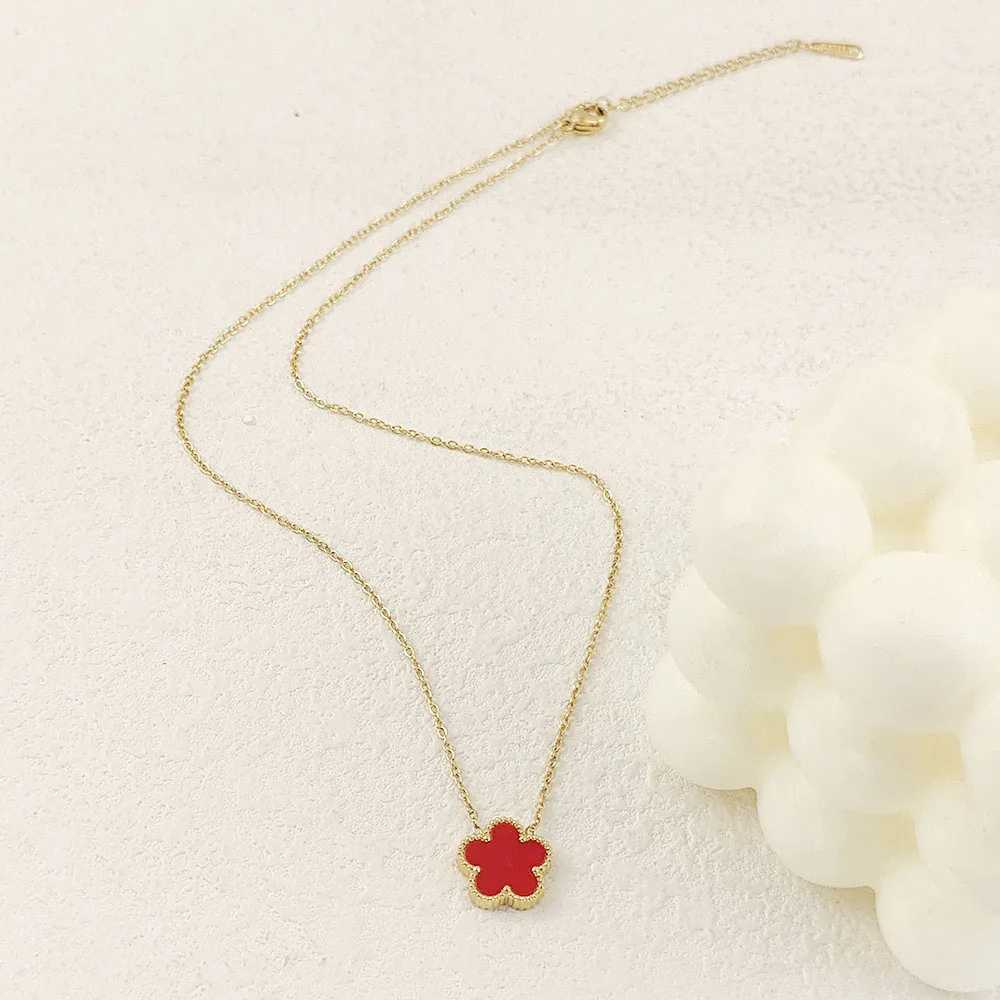 Classic five-leaf shell pendant high quality waterproof metal 18K womens necklace wedding party jewelry J251122