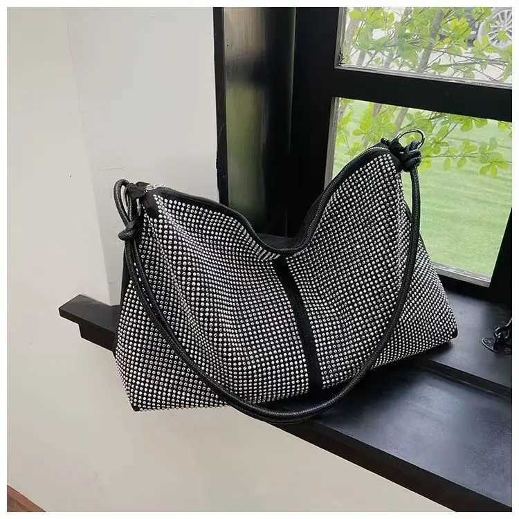 Womens Bag 2025 New Rhinestones Handbags for Women Bag Diamonds Shoulder Bags Purse Ladies Female Crossbody Bag Shining Tote K251121