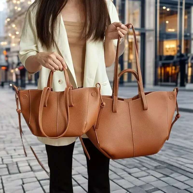 Elegant Women's Large Capacity PU Leather Tote Bag Stylish And Durable Handbag For Work, Travel, Shopping, Or Everyday Use
