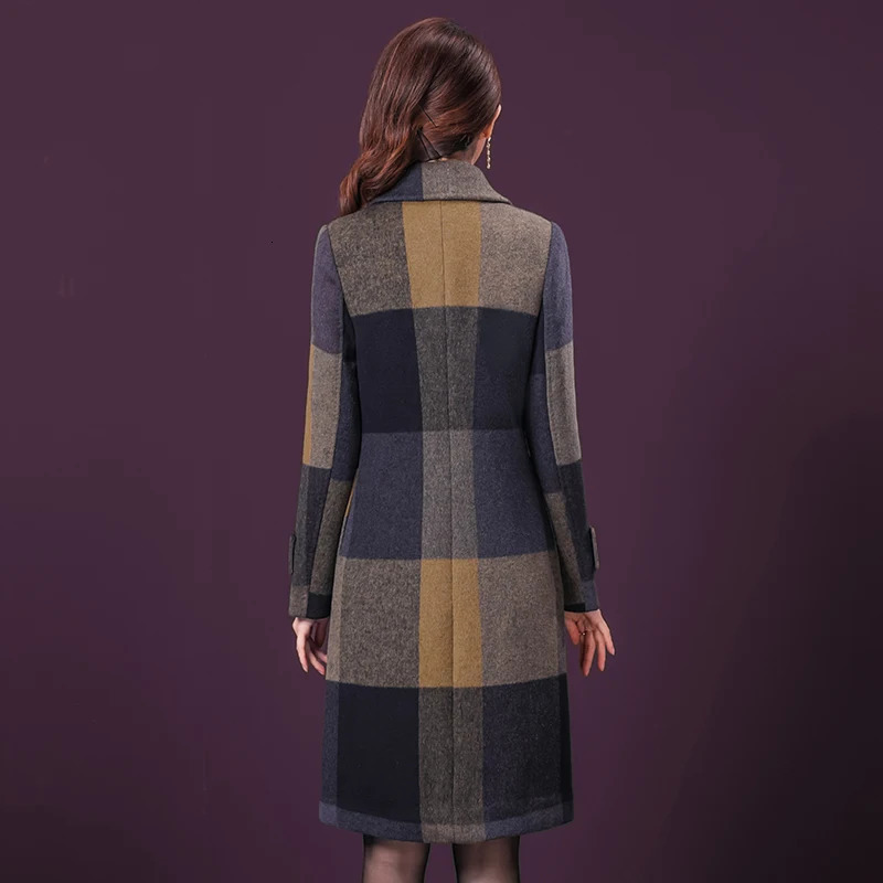 L5XL Women Wool Blends Coat Autumn Winter 2025 Fashion Thicken Warm Plaid Woolen Overcoat Slim Long Tops Outerwear Female 251112