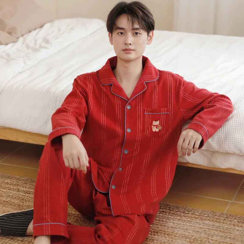Autumn and winter couple pajamas red pure cotton brushed cartoon embroidery can be worn as casual cotton home clothesW251122