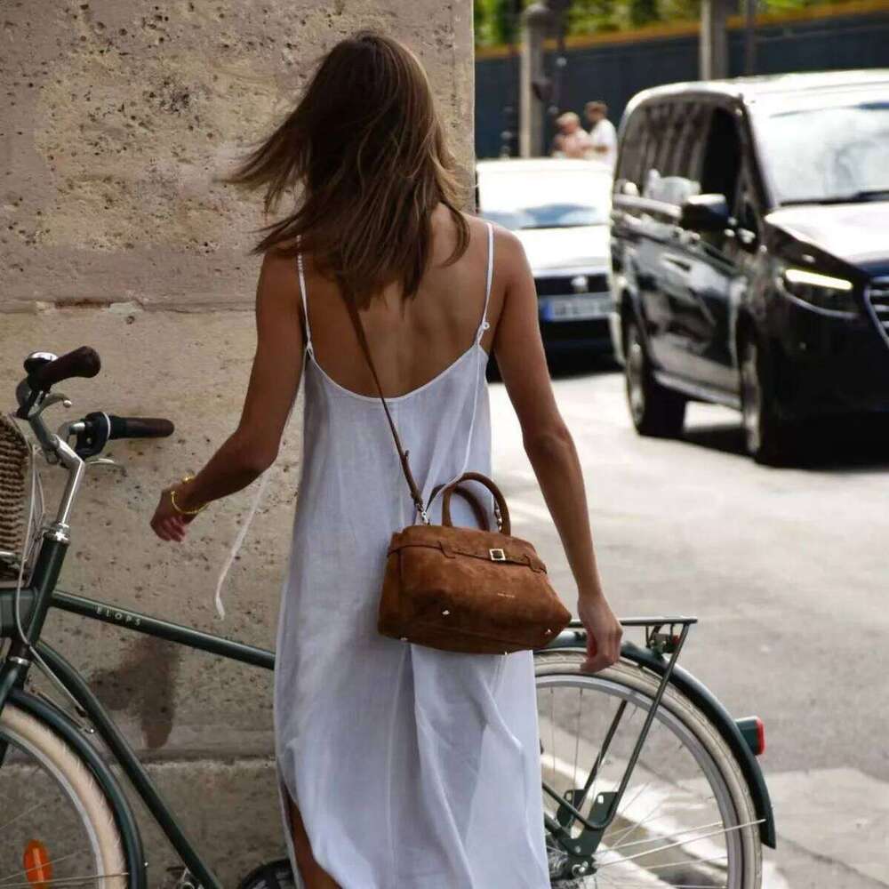 High-end luxury new style vintage tote handbag, large capacity, high-end fashionable commuter women's bag